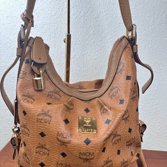AUTHENTIC MCM VISE-TOS HOBO COGNAC MCM BAG - Picture 1 of 16